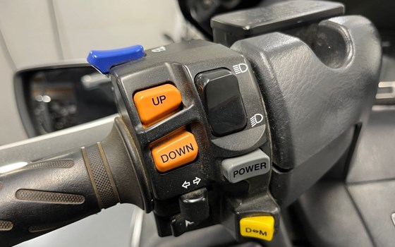 Gebrauchtmotorrad Suzuki Burgman 650 - Bild 8