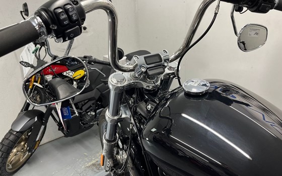 Gebrauchtmotorrad Harley-Davidson Softail Street Bob FXBB - Bild 7