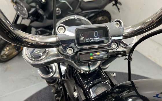 Gebrauchtmotorrad Harley-Davidson Softail Street Bob FXBB - Bild 8