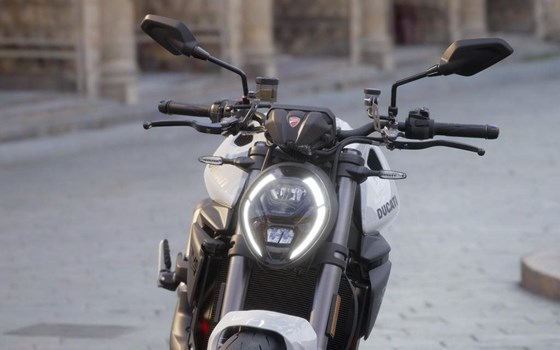 Neufahrzeug Ducati Monster - Bild 3