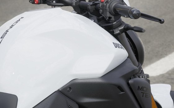 Neufahrzeug Ducati Monster + - Bild 6