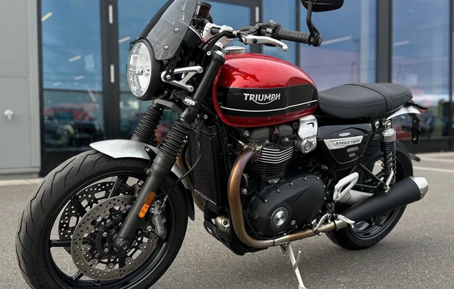 Triumph Speed Twin 1200