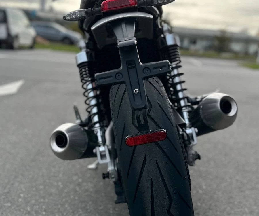 Zum Vergrößern bitte anklicken! Angebot Triumph Speed Twin 1200