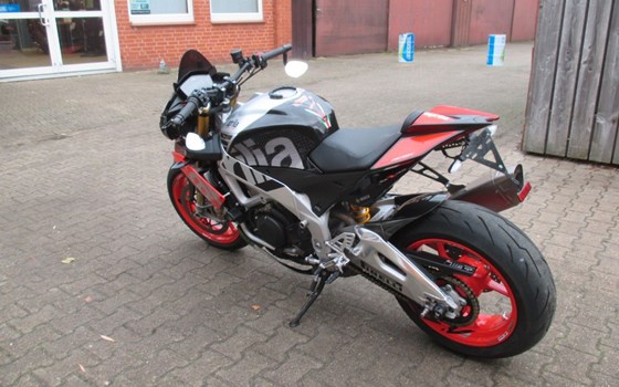 Gebrauchtmotorrad Aprilia Tuono V4 1100 Factory - Bild 5