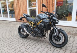 Neumotorrad Kawasaki Z900