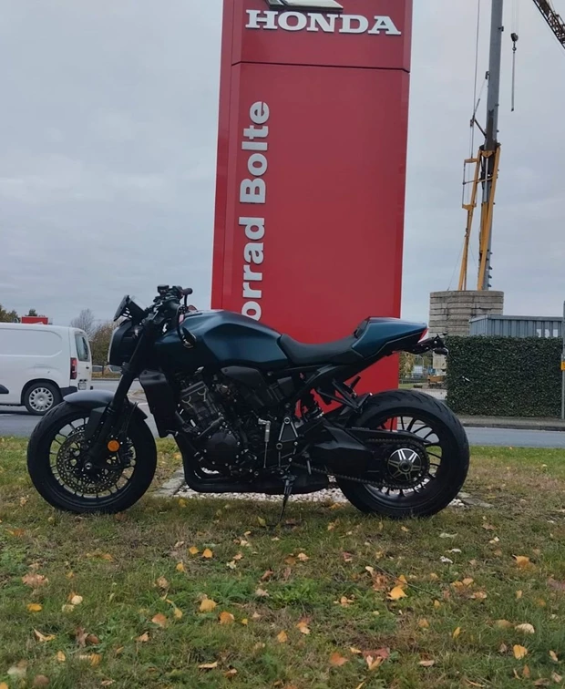 Honda CB1000R Black Edition