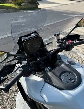 Gebrauchtmotorrad Yamaha Tracer 9 GT - Bild 8