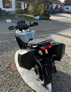 Gebrauchtmotorrad Yamaha Tracer 9 GT - Bild 9