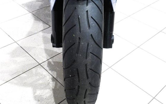 Gebrauchtmotorrad BMW F 800 R - Bild 12 Gebrauchtmotorrad BMW F 800 R - Bild 12