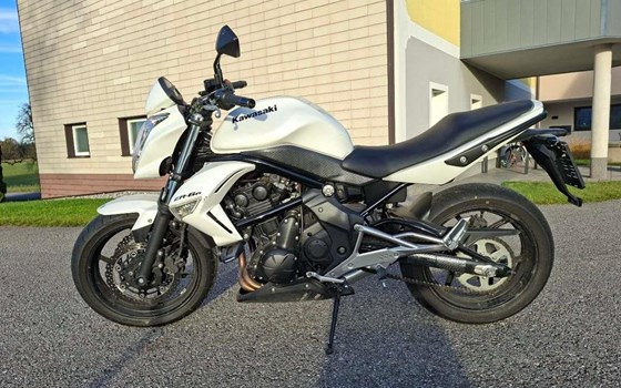 Gebrauchtmotorrad Kawasaki ER-6n - Bild 2 Gebrauchtmotorrad Kawasaki ER-6n - Bild 2