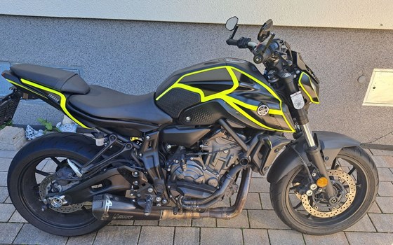 Gebrauchtmotorrad Yamaha MT-07 - Bild 1