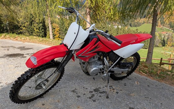 Gebrauchtmotorrad Honda CRF 100 F - Bild 2 Gebrauchtmotorrad Honda CRF 100 F - Bild 2