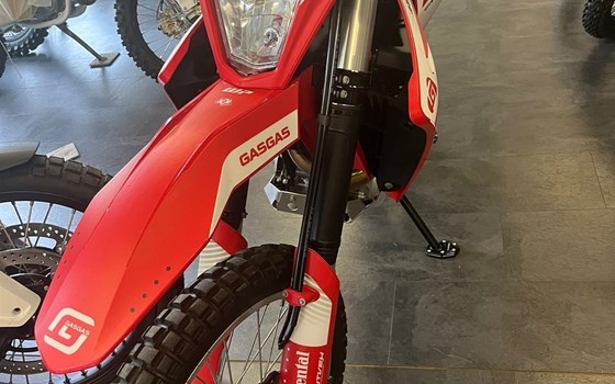 Gebrauchtmotorrad GASGAS ES 700 - Bild 2 Gebrauchtmotorrad GASGAS ES 700 - Bild 2