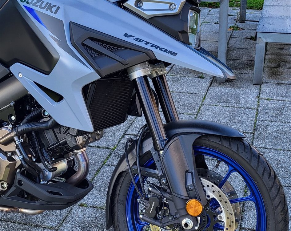 Zum Vergrößern bitte anklicken! Angebot Suzuki V-Strom 1050