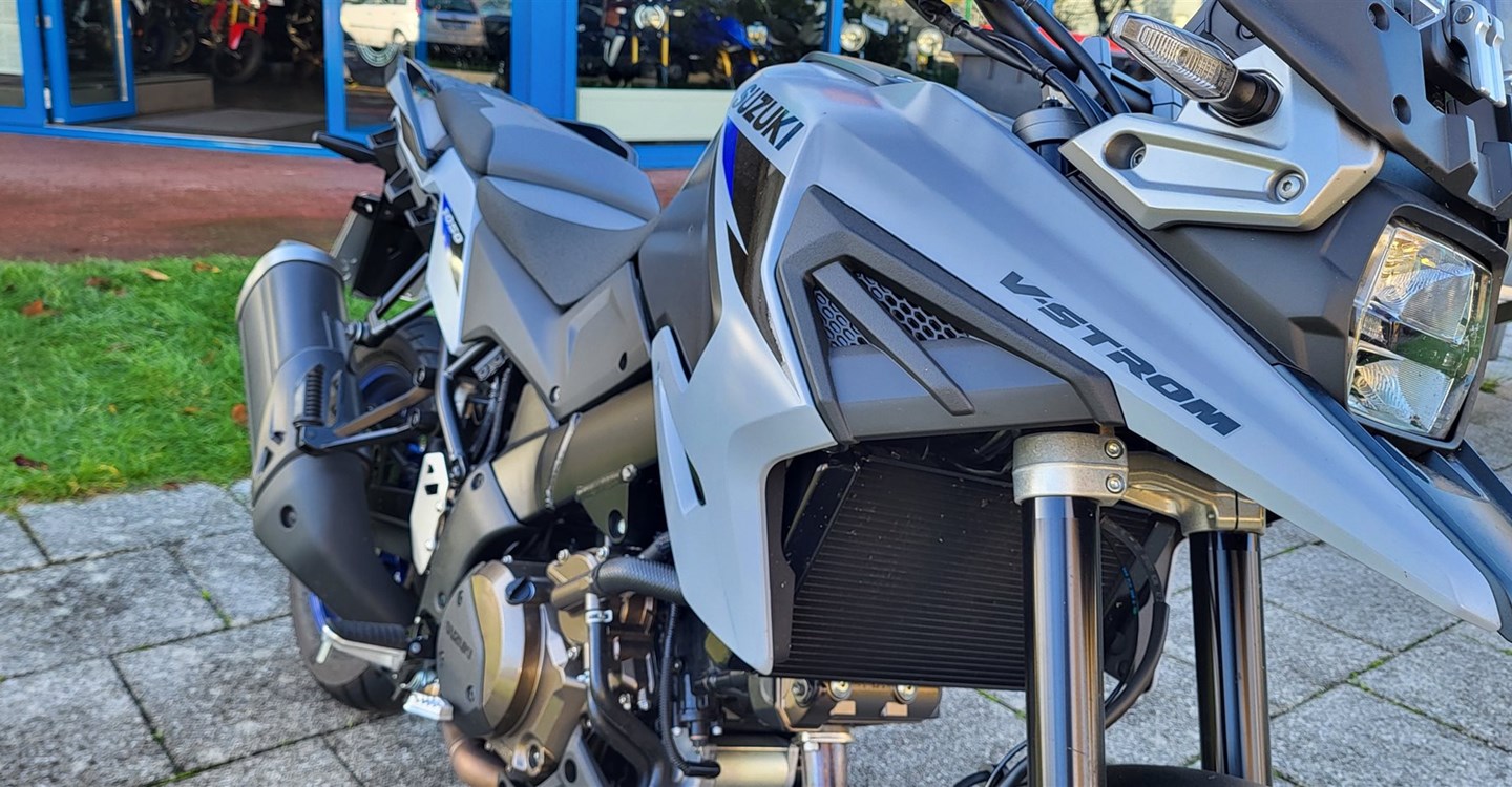 Zum Vergrößern bitte anklicken! Angebot Suzuki V-Strom 1050