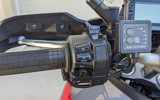 Gebrauchtmotorrad Yamaha Tracer 900 - Bild 8 Gebrauchtmotorrad Yamaha Tracer 900 - Bild 8