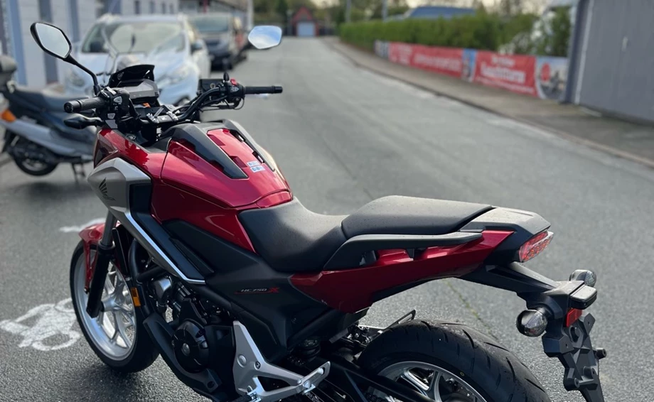 Angebot Honda NC750X DCT Bild 4: Angebot Honda NC750X DCT