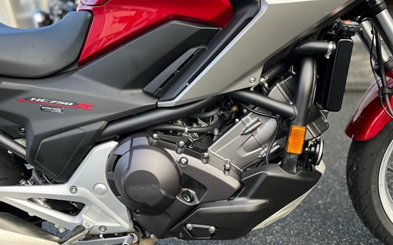 Gebrauchtmotorrad Honda NC750X DCT - Bild 6