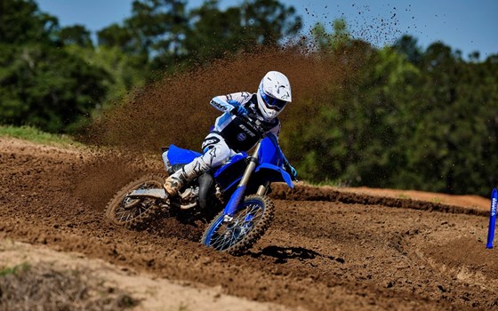 Neufahrzeug Yamaha YZ125LC - Bild 9 Neufahrzeug Yamaha YZ125LC - Bild 9