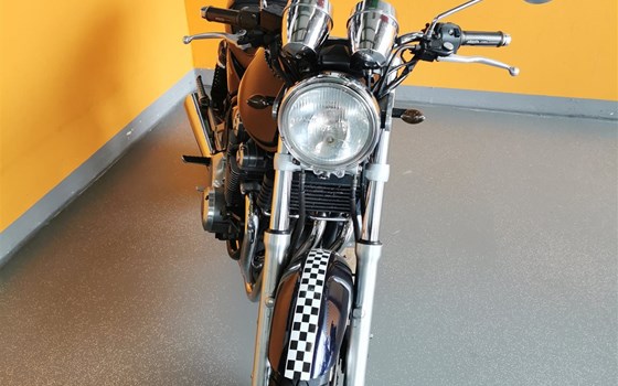 Gebrauchtmotorrad Kawasaki Zephyr 550 - Bild 1