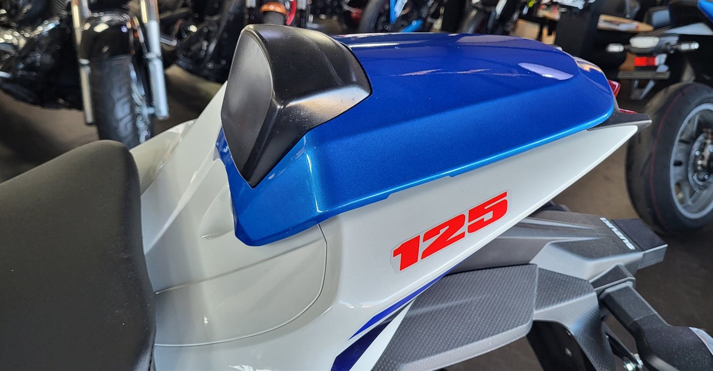 Zum Vergrößern bitte anklicken! Angebot Suzuki GSX-R125