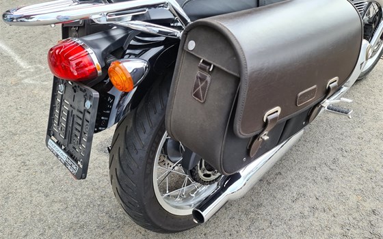 Gebrauchtmotorrad Triumph BONNEVILLE T120 CHROME EDITION - Bild 2 Gebrauchtmotorrad Triumph BONNEVILLE T120 CHROME EDITION - Bild 2