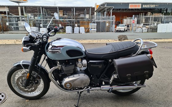 Gebrauchtmotorrad Triumph BONNEVILLE T120 CHROME EDITION - Bild 5 Gebrauchtmotorrad Triumph BONNEVILLE T120 CHROME EDITION - Bild 5