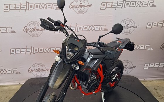 Neufahrzeug Beta RR Motard 125 R - Bild 3 Neufahrzeug Beta RR Motard 125 R - Bild 3