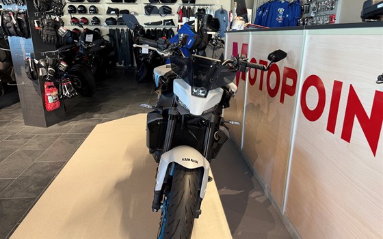 Gebrauchtmotorrad Yamaha MT-09 Y-AMT - Bild 11