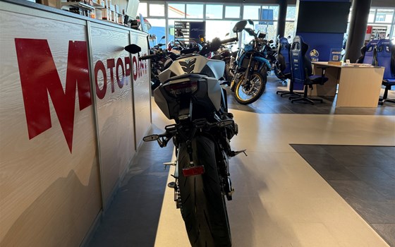 Gebrauchtmotorrad Yamaha MT-09 Y-AMT - Bild 8