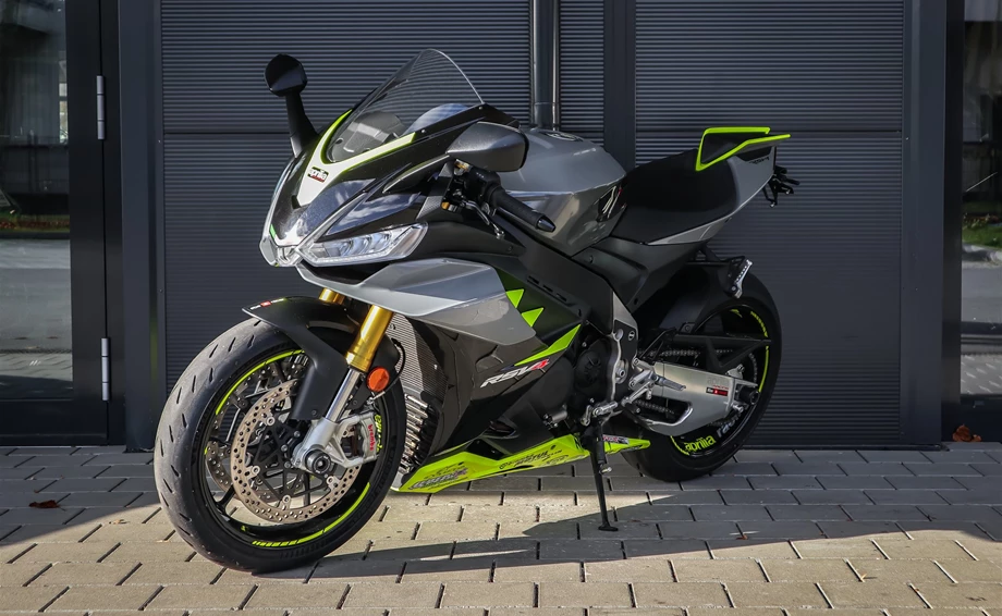 Angebot Aprilia RSV4 1100 Bild 3: Angebot Aprilia RSV4 1100