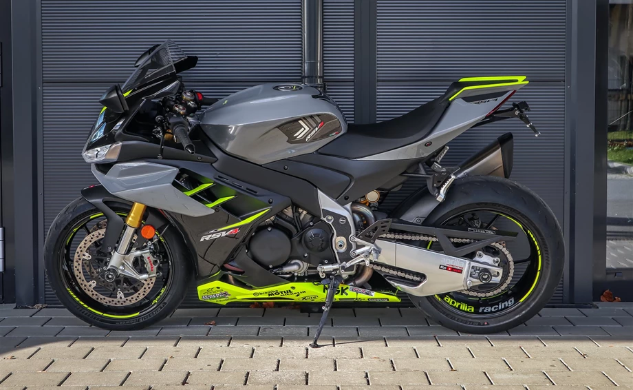 Angebot Aprilia RSV4 1100 Bild 4: Angebot Aprilia RSV4 1100