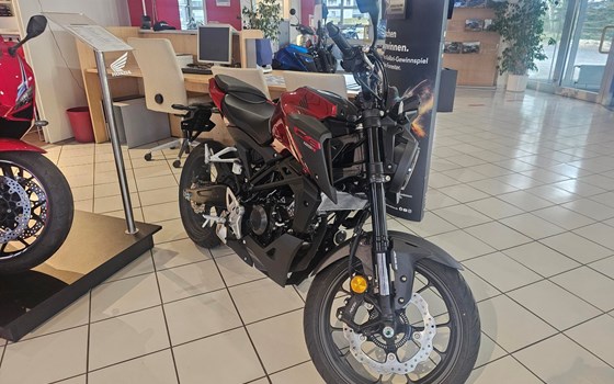 Gebrauchtmotorrad Honda CB125R - Bild 2