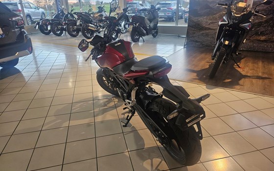 Neufahrzeug Honda CB125R - Bild 3