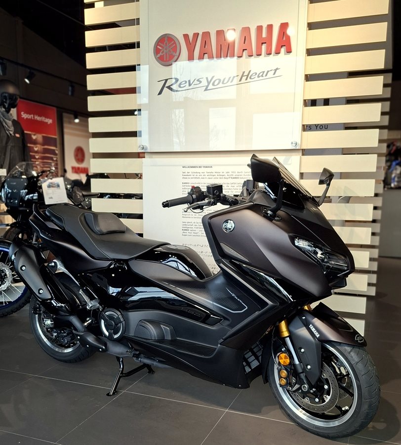 Yamaha TMAX Tech MAX 