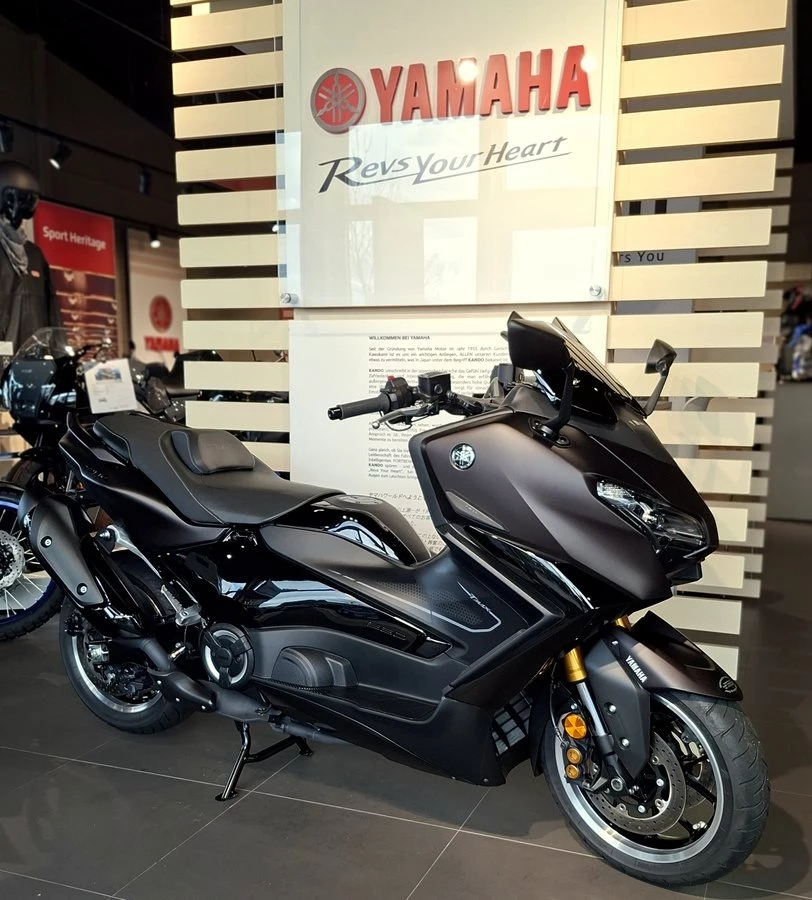 Yamaha TMAX Tech MAX