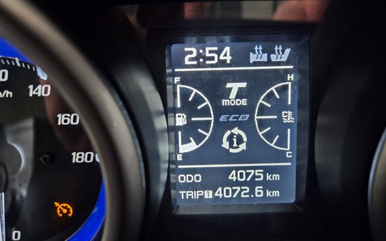 Gebrauchtmotorrad Yamaha TMAX DX - Bild 7 Gebrauchtmotorrad Yamaha TMAX DX - Bild 7