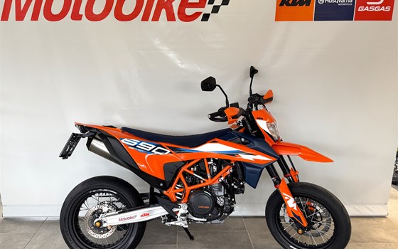 Gebrauchtmotorrad KTM 690 SMC R - Bild 2 Gebrauchtmotorrad KTM 690 SMC R - Bild 2