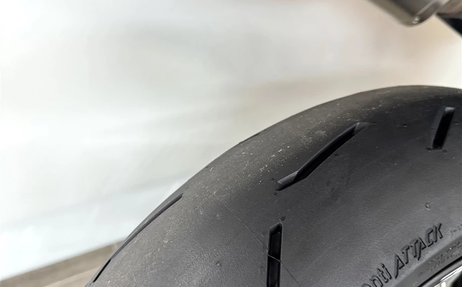 Angebot KTM 690 SMC R Bild 9: Angebot KTM 690 SMC R