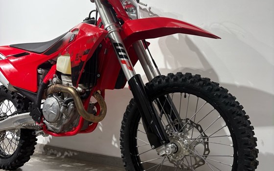 Gebrauchtmotorrad GASGAS EC 350F - Bild 3 Gebrauchtmotorrad GASGAS EC 350F - Bild 3