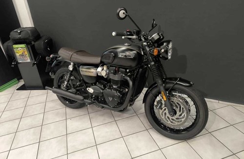 Gebrauchtmotorrad Triumph Bonneville T120 Black Gold Line