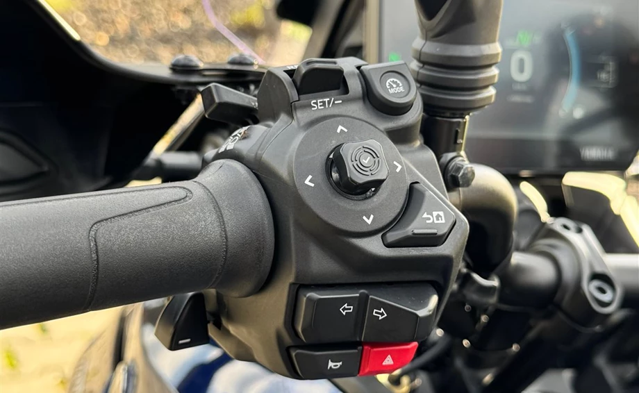 Angebot Yamaha Tracer 9 GT+ Y-AMT Bild 8: Angebot Yamaha Tracer 9 GT+ Y-AMT