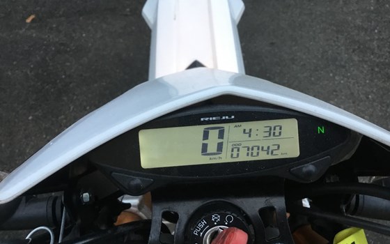 Gebrauchtmotorrad Rieju MRT 50 - Bild 3 Gebrauchtmotorrad Rieju MRT 50 - Bild 3