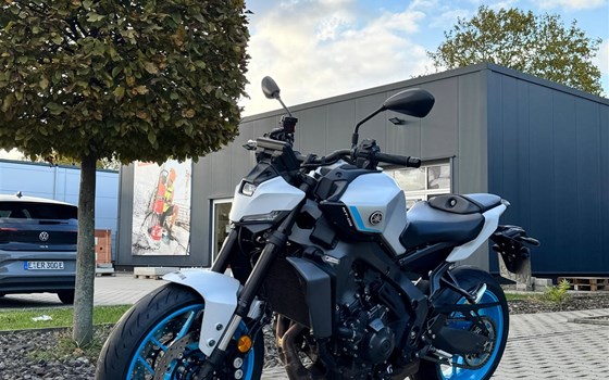 Gebrauchtmotorrad Yamaha MT-09 Y-AMT 35kW - Bild 6