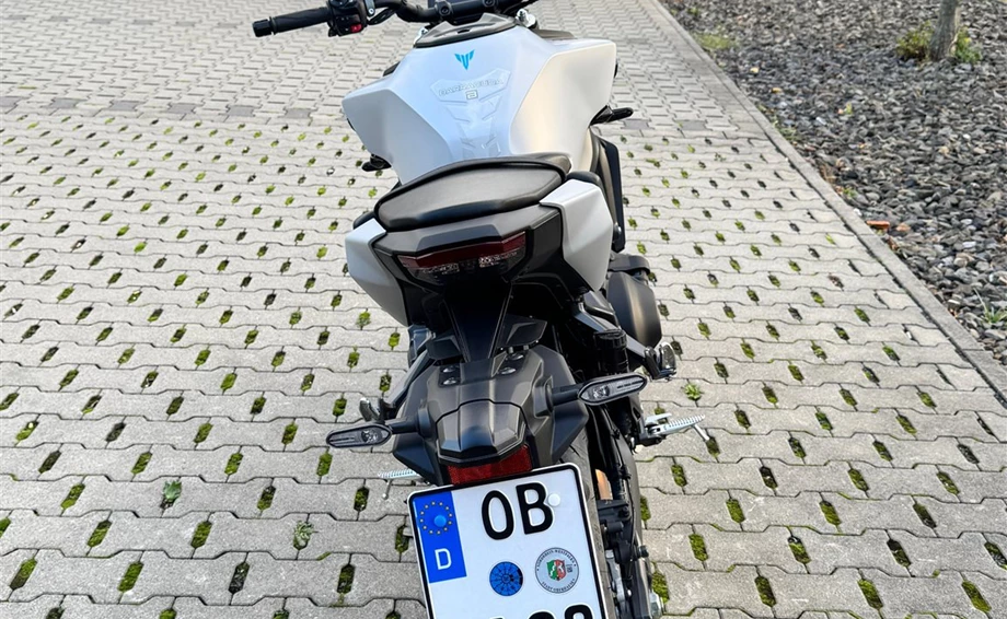 Angebot Yamaha MT-09 Y-AMT 35kW Bild 4: Angebot Yamaha MT-09 Y-AMT 35kW