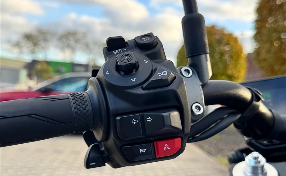 Angebot Yamaha MT-09 Y-AMT 35kW Bild 10: Angebot Yamaha MT-09 Y-AMT 35kW