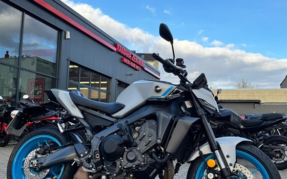 Gebrauchtmotorrad Yamaha MT-09 Y-AMT 35kW - Bild 2