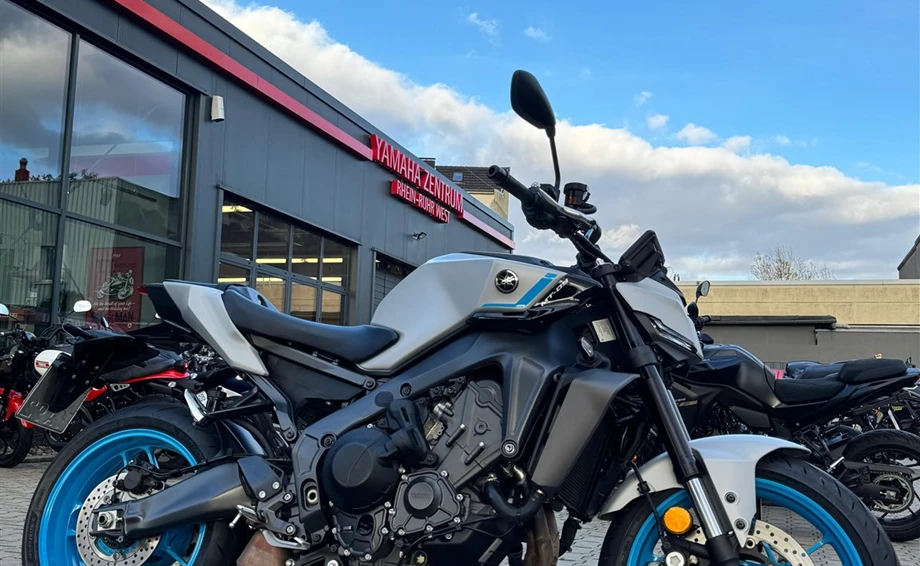 Angebot Yamaha MT-09 Y-AMT 35kW Bild 2: Angebot Yamaha MT-09 Y-AMT 35kW