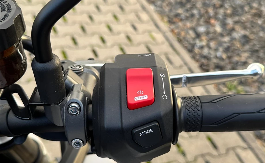 Angebot Yamaha MT-09 Y-AMT 35kW Bild 11: Angebot Yamaha MT-09 Y-AMT 35kW