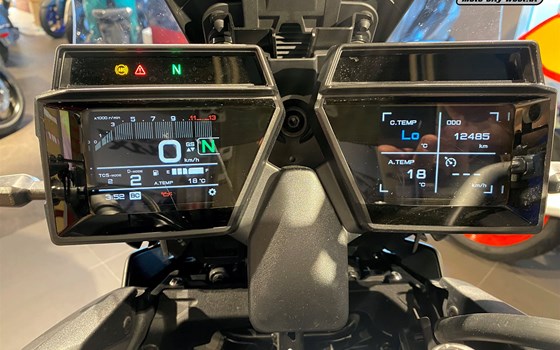 Gebrauchtmotorrad Yamaha Tracer 9 - Bild 5 Gebrauchtmotorrad Yamaha Tracer 9 - Bild 5